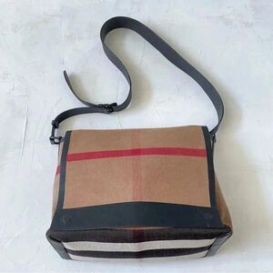 Burberry Messenger Unisex Bag